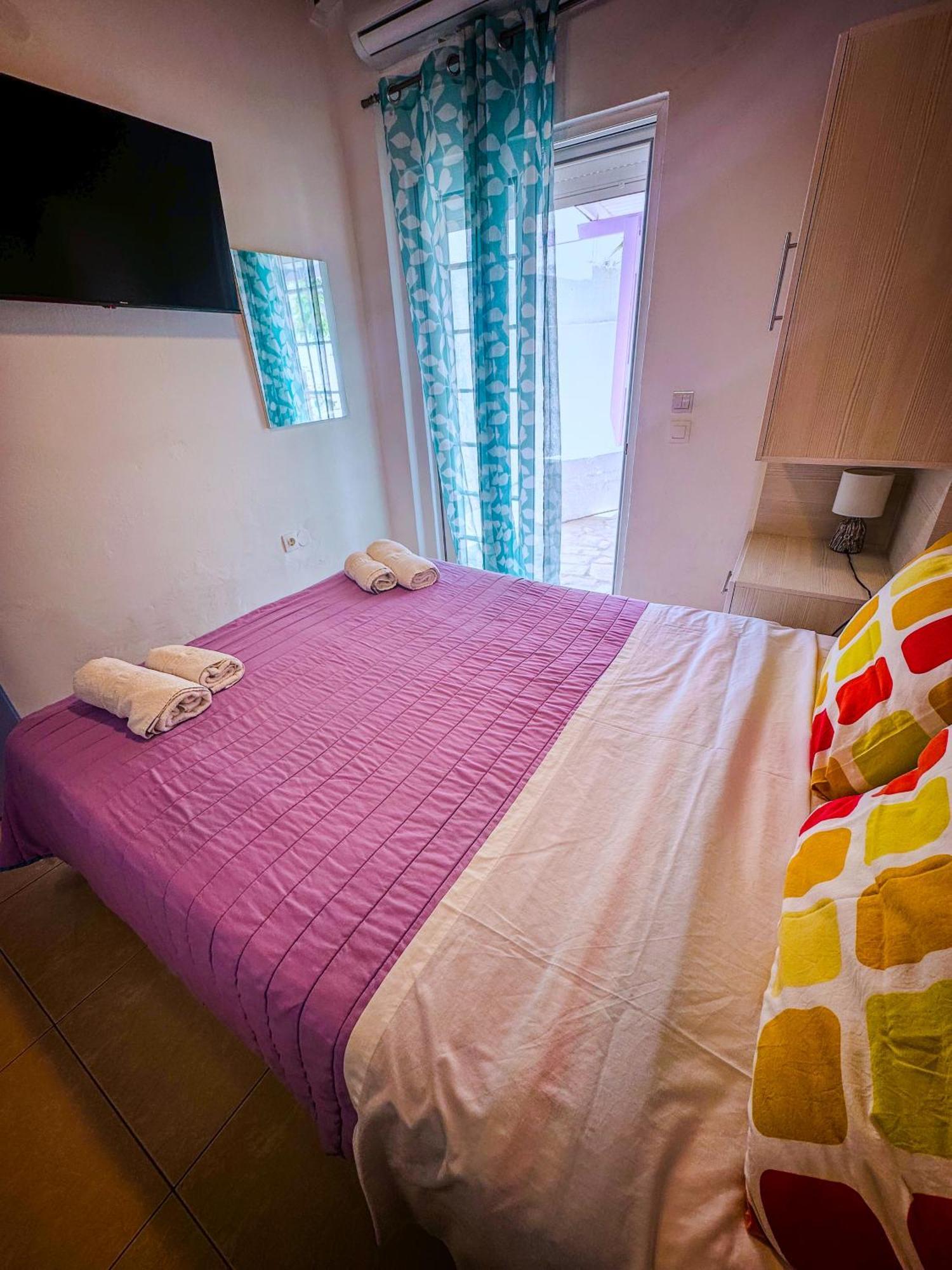 Salora Studio-Apartments Arhángelosz Kültér fotó